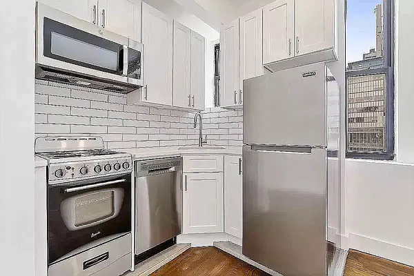 Rented by MOTION New York | media 2