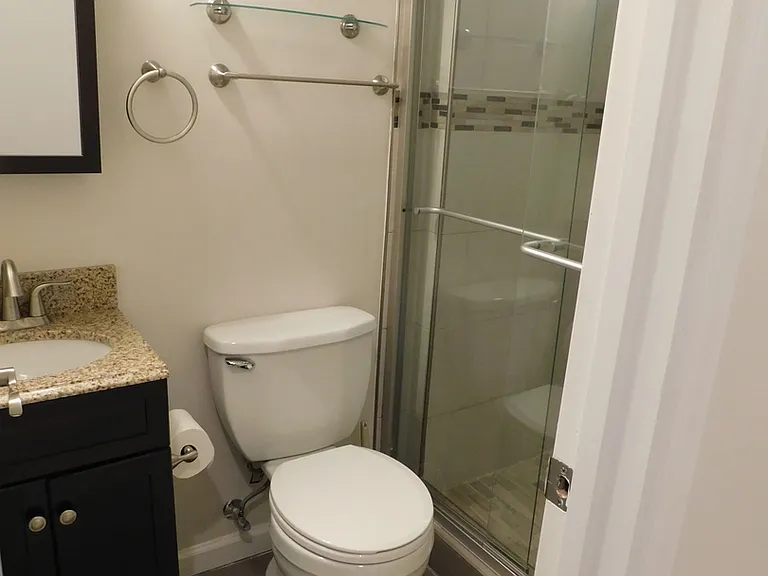 308 Webster St NW #2 — Photo 24