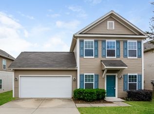 9018 Sharpes Cir, Charlotte, NC 28214