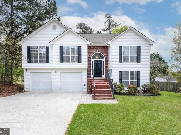 310 Pebblestone Dr, Loganville, GA 30052