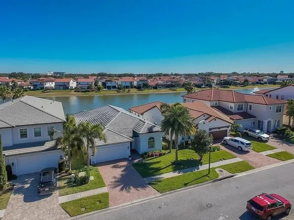 10481 Royal Cypress Way, Orlando, FL 32836