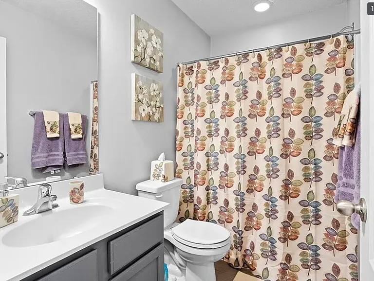 218 Linehan Pl — Photo 14
