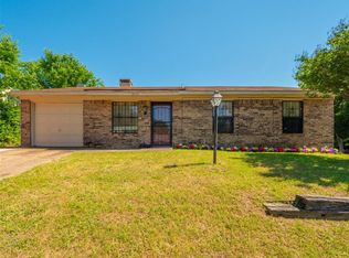 2902 Pine Trail Rd, Dallas, TX 75241