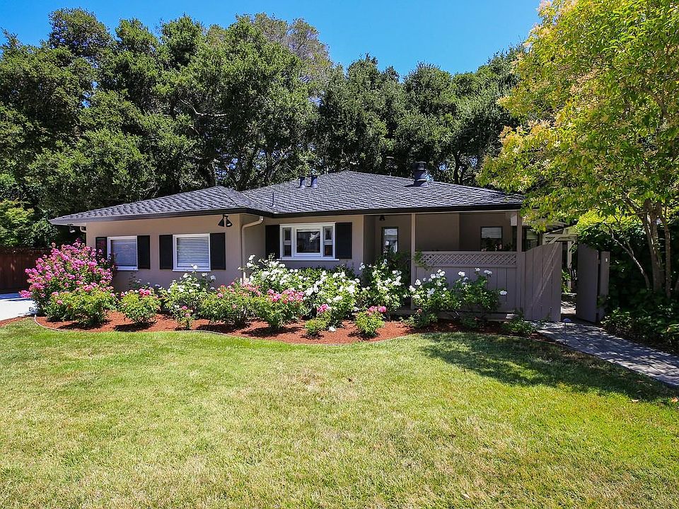 1st image of 89 Lloyden Dr