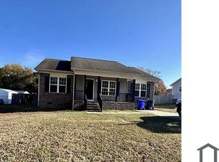 1512 Mack St, Spring Lake, NC 28390