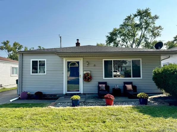 95 W Shevlin Ave, Hazel Park, MI 48030