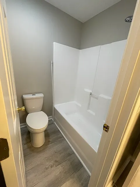 2 bed, 1100 sqft, $1,550 — Photo 3