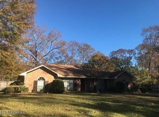 77 Glenway Pl, Brandon, MS 39042