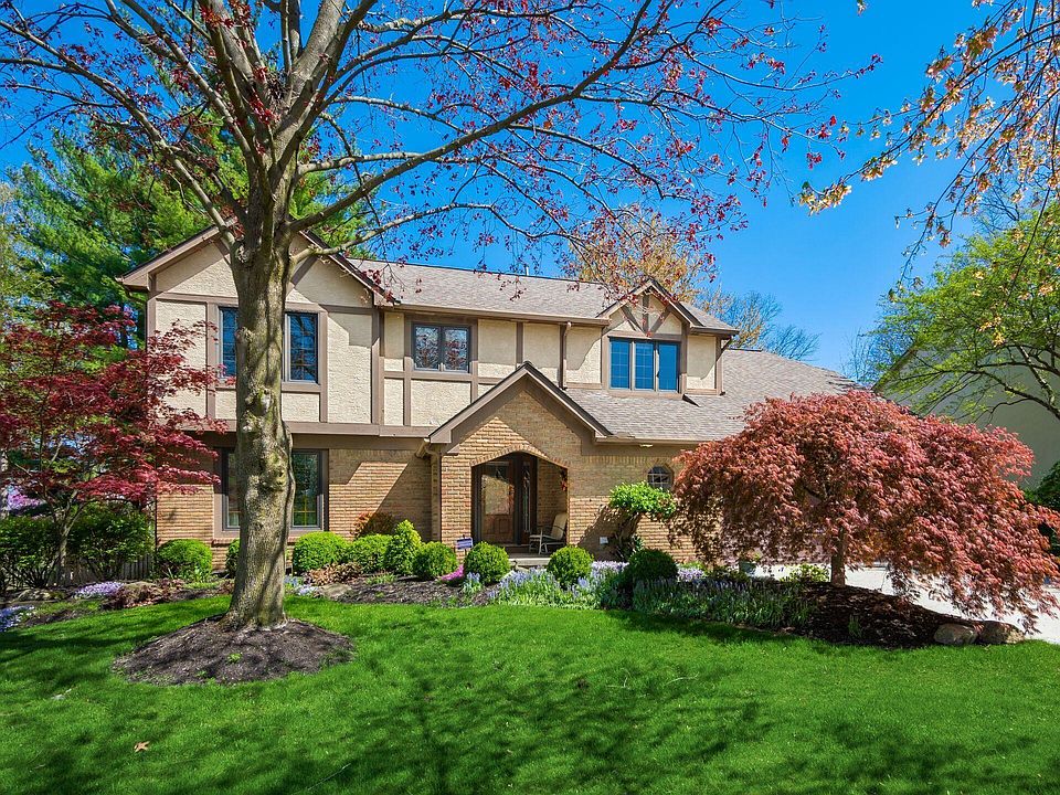 1st image of 527 Deer Run Ct