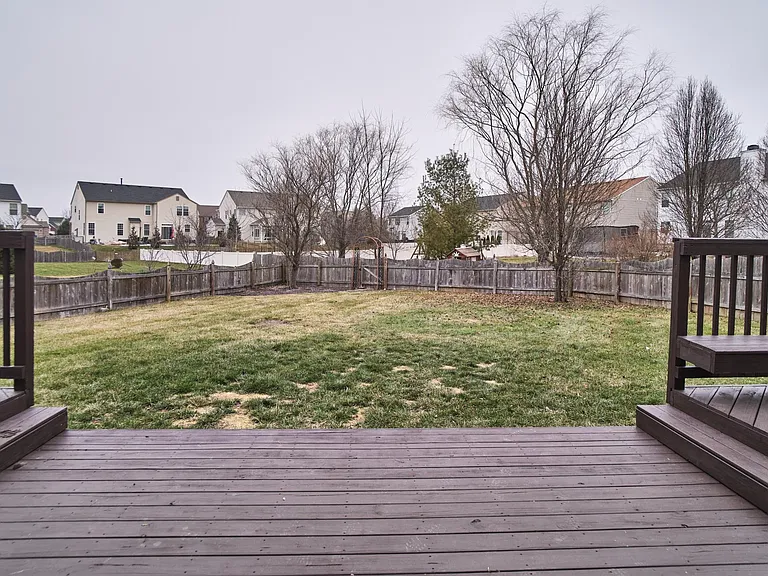 11080 McDowell Dr — Photo 3