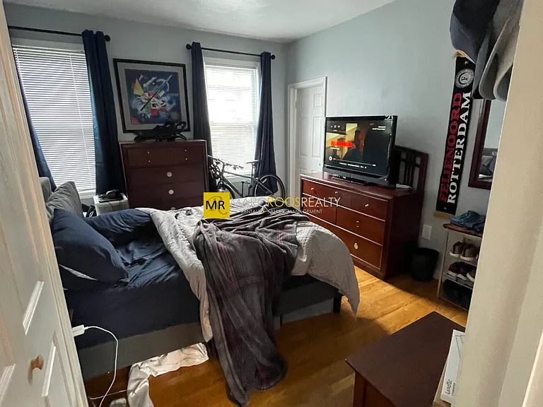 233 Northampton St — Photo 5
