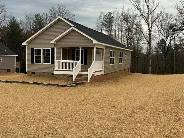 2306 Haymeadow Rd, Hays, NC 28635