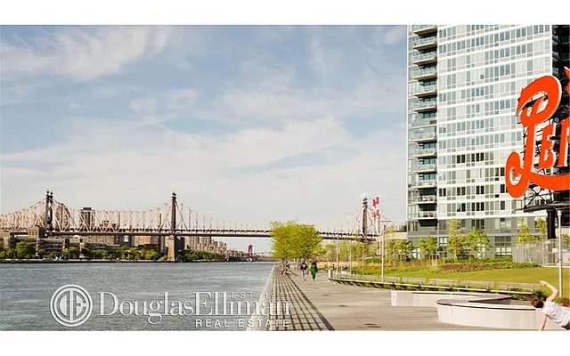 Rented by Douglas Elliman | media 17