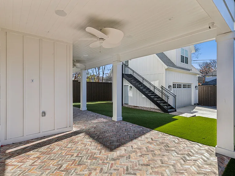 5800 Goodwin Ave — Photo 55