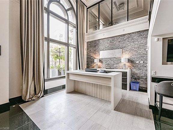 3rd image of 112 King St E #Penthouse 05