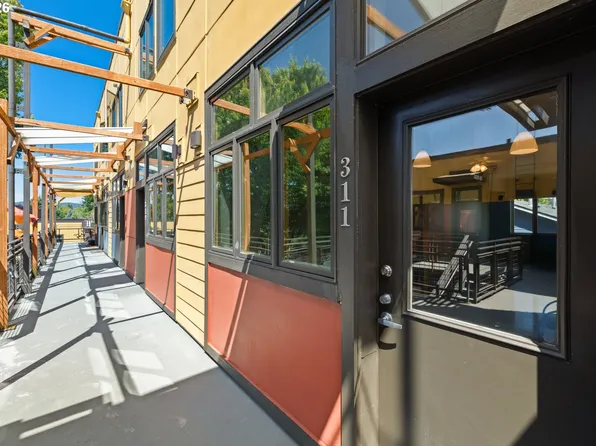 2525 N Killingsworth St APT 311, Portland, OR 97217