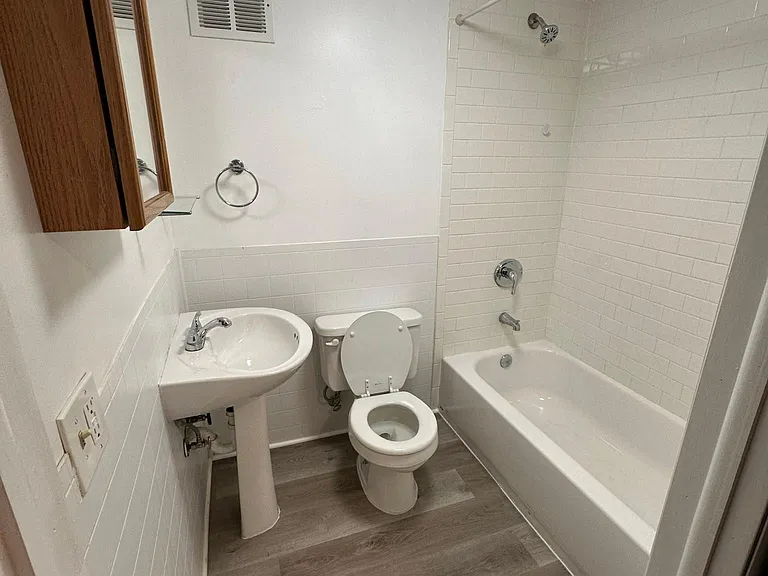 2654 W 32nd Ave #11 — Photo 8