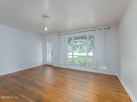 4th image of 2351 BARLAD Drive