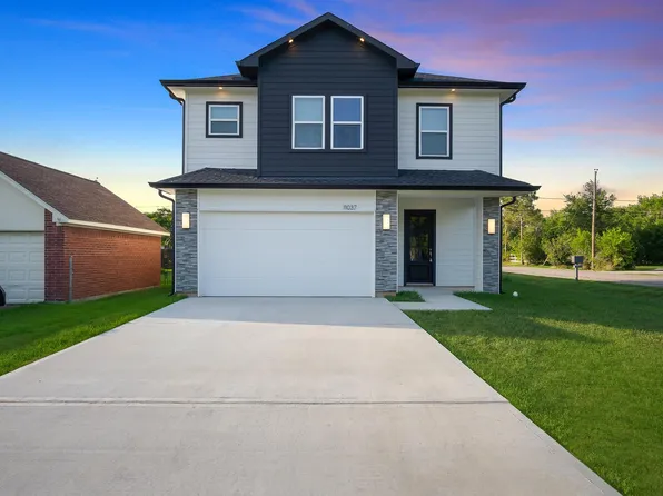 11037 Bois D Arc St, La Porte, TX 77571