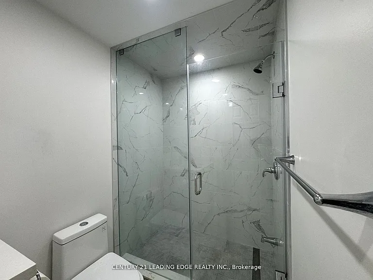 149 Hurst Dr #LOWER — Photo 14