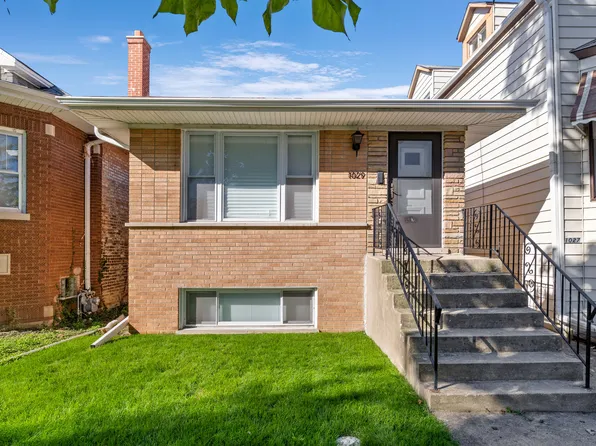 1029 Circle Ave, Forest Park, IL 60130