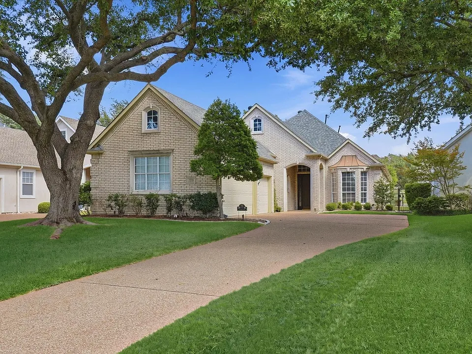 5556 Southern Hills Dr