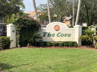 5525 Cove Cir #85, Naples, FL 34119