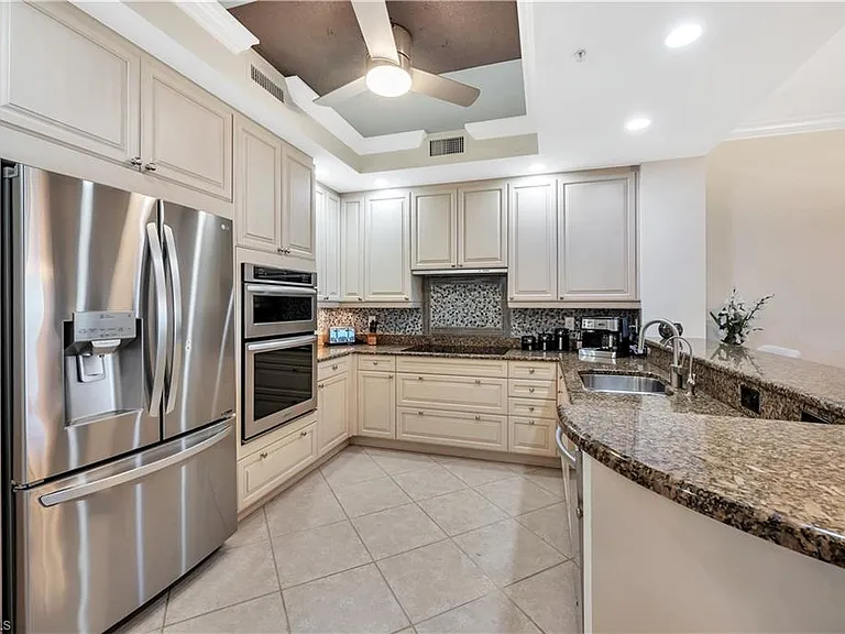 23850 Via Italia Cir #404 — Photo 10