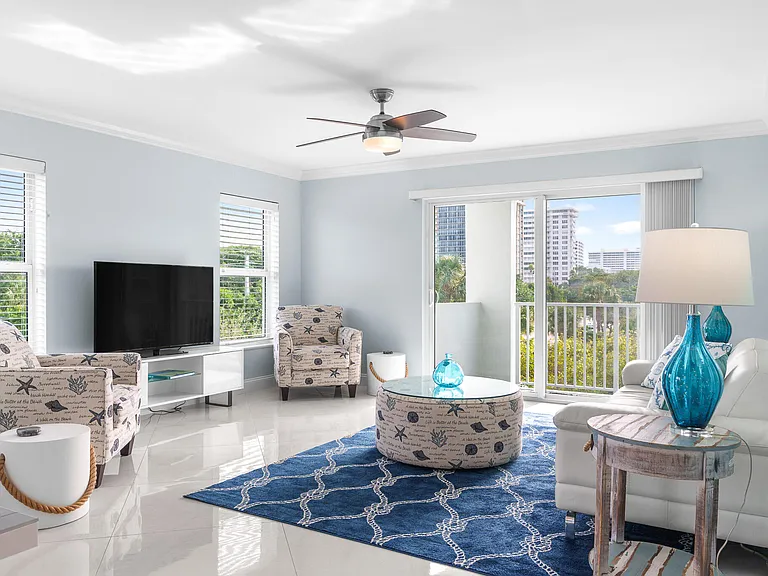 950 Ponce De Leon Rd #401 — Photo 5