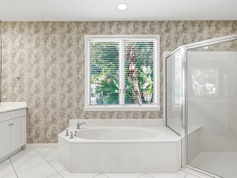 140 N White Jewel Ct — Photo 18