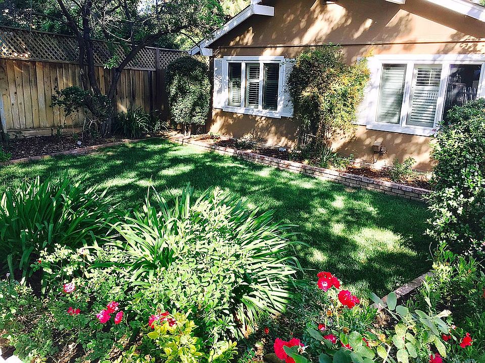1st image of 268 Garden Ln