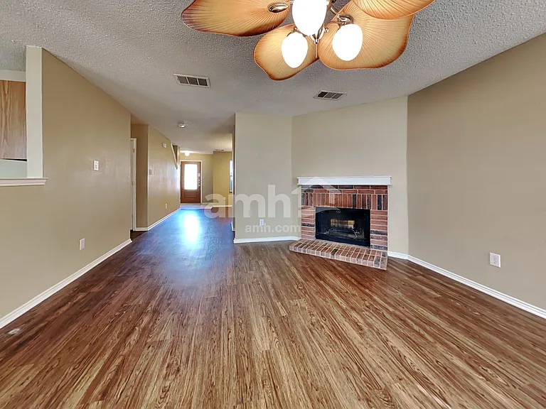 5112 Prestwick Dr — Photo 6