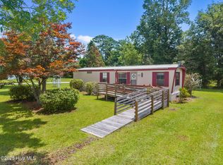 101 S Highland Ct, Holly Ridge, NC 28445