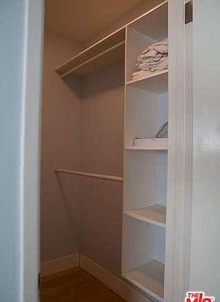5th image of 1535 Granville Ave APT 105