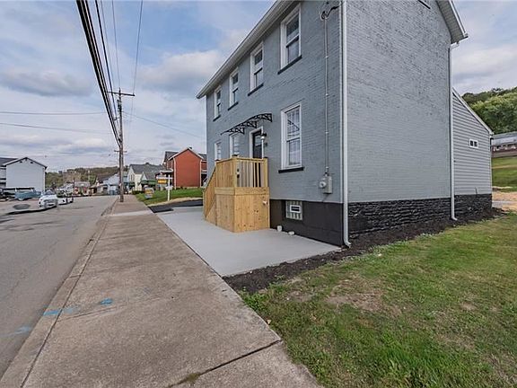 3rd image of 218 N Water St