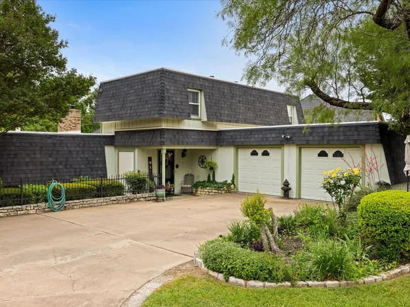 5007 Comanche Dr, Granbury, TX 76049