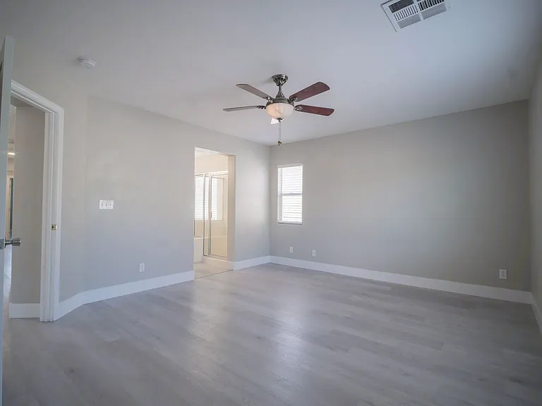 9050 Toast Ave — Photo 12