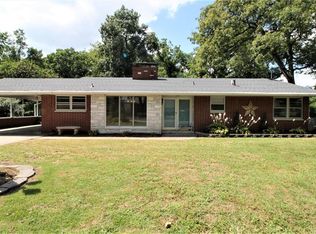 239 Oakley Pl, East Alton, IL 62024