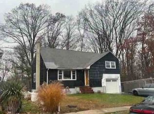 540 Fairview Ave, Colonia, NJ 07067