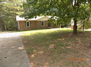484 Pollard Rd, Clarksville, TN 37042