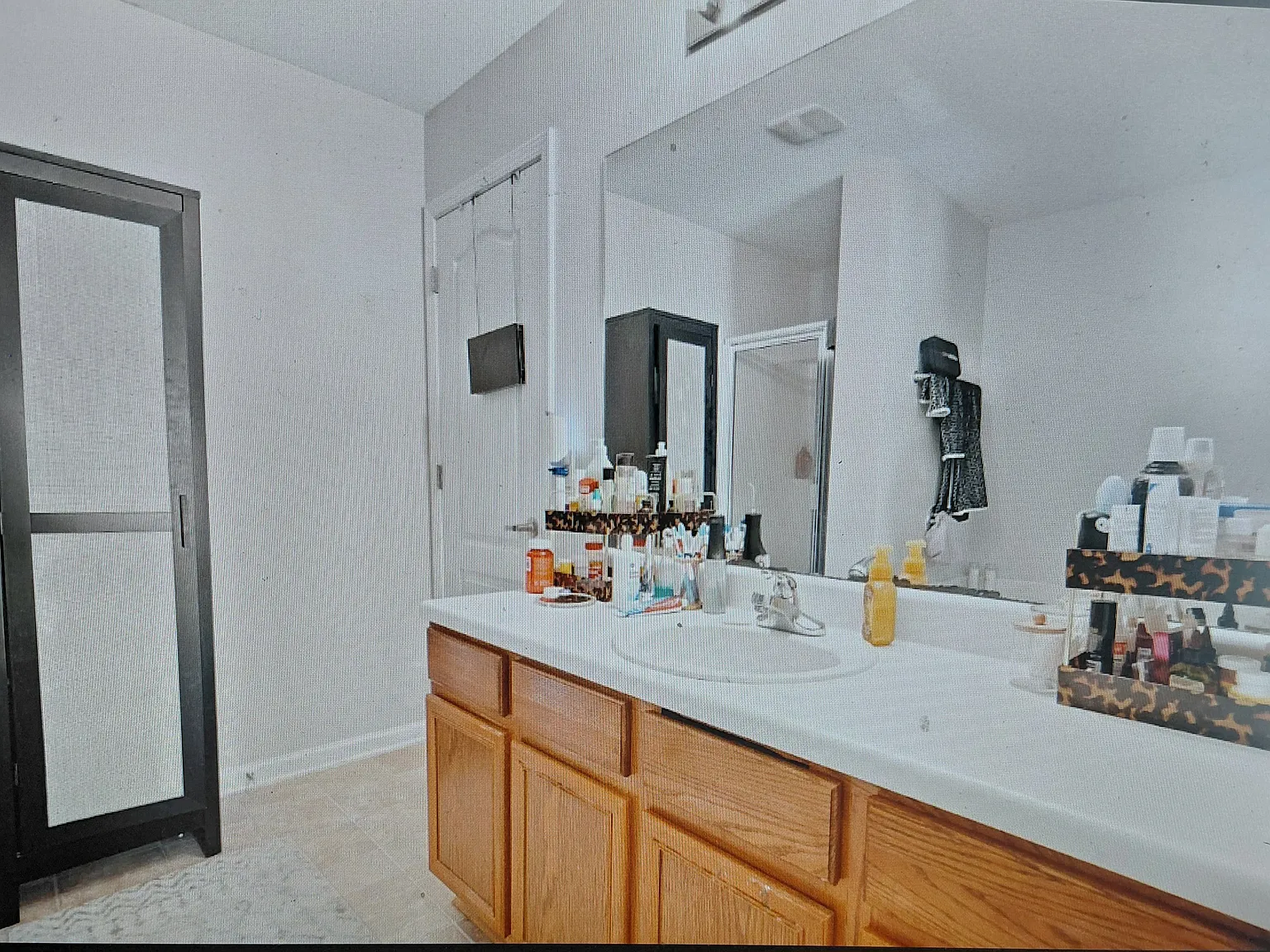 2 bed, 2.5 bath, 1678 sqft, $2,100 — Photo 3