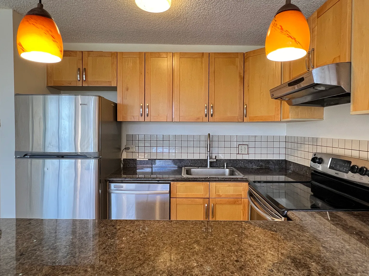2 bed, 616 sqft, $3,200 — Photo 4