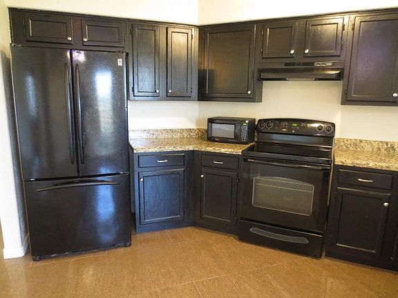 5th image of 13035 N 34th St Unit 8