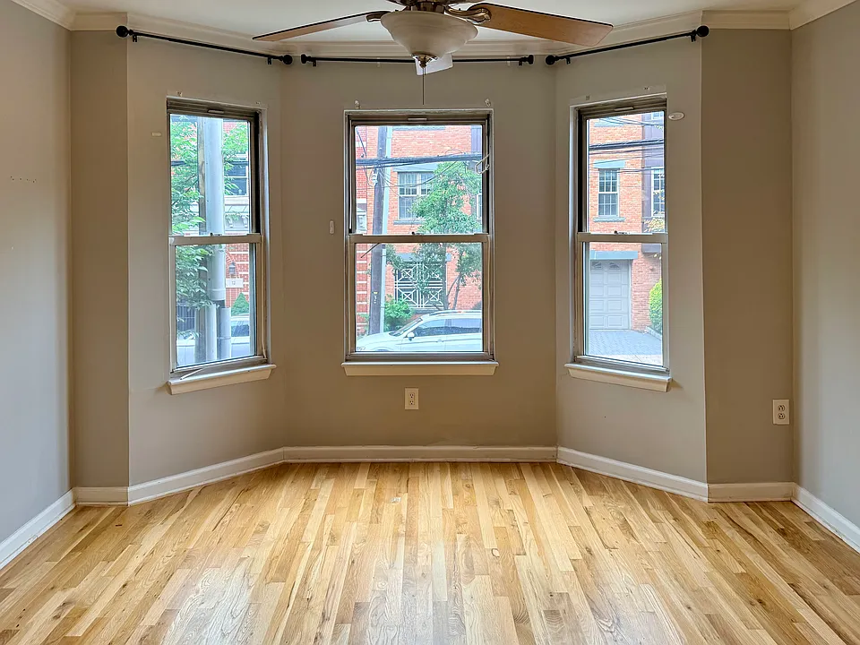 75 Monroe St #1