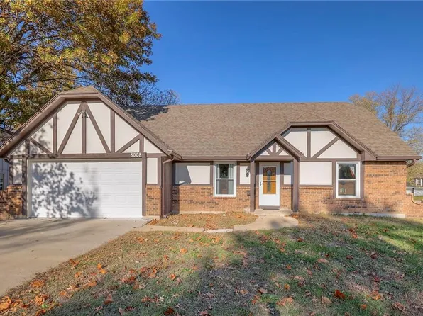 8008 E 130th St, Grandview, MO 64030