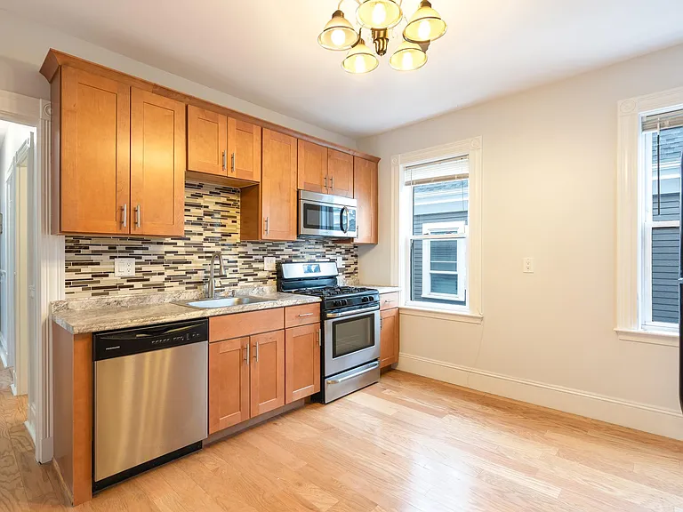 53 Saxton St #2 — Photo 1