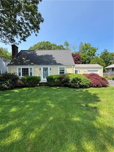 125 Alfred Drown Rd, Barrington, RI, 02806