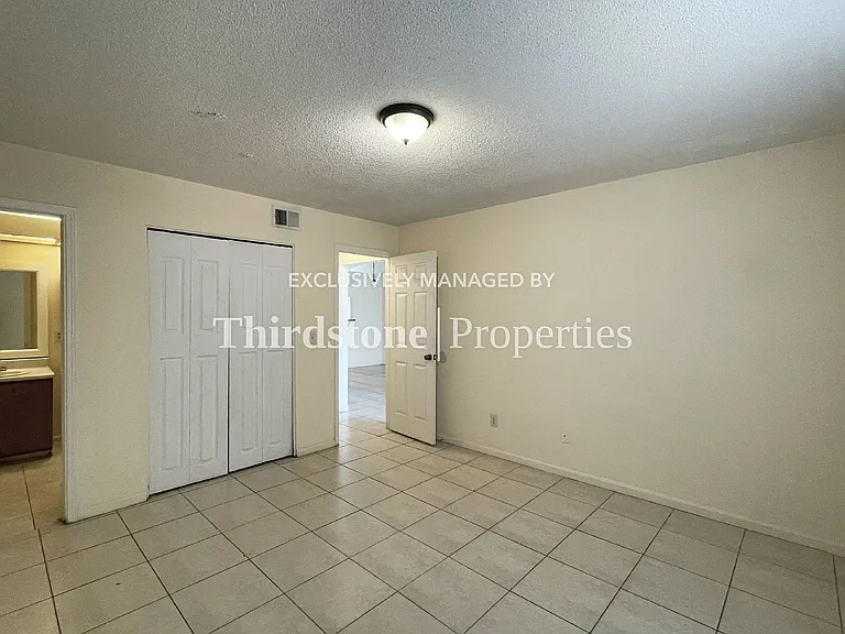 5128 Indian Lakes Ct #2 — Photo 15