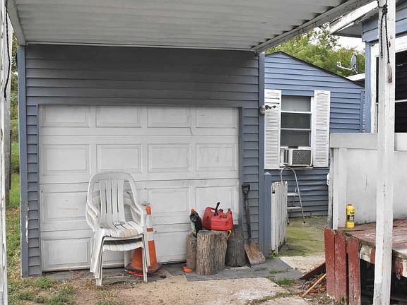 2nd image of 3445 Libby Dr
