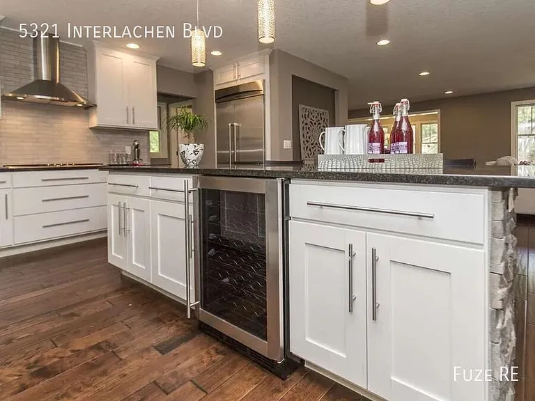 5321 Interlachen Blvd — Photo 10